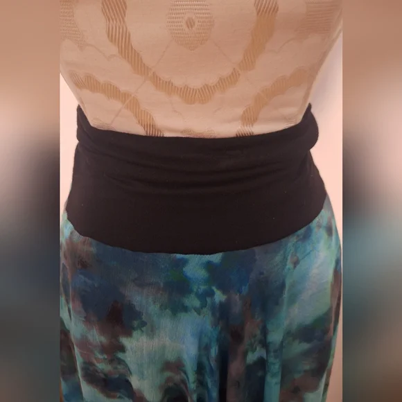 Chic Black and Teal Sun Dress By Red Coral - Picture 7 of 14